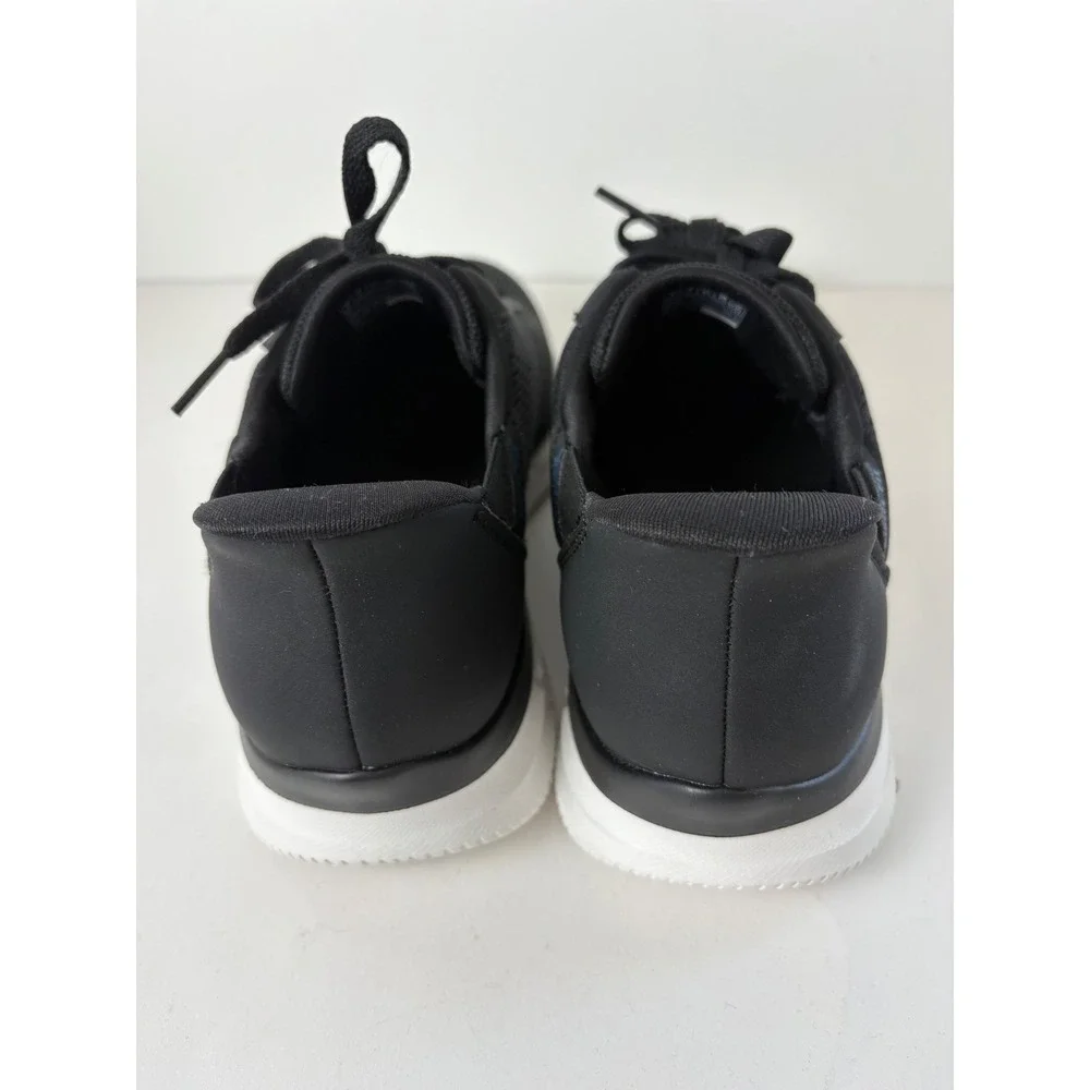 Skechers hands free